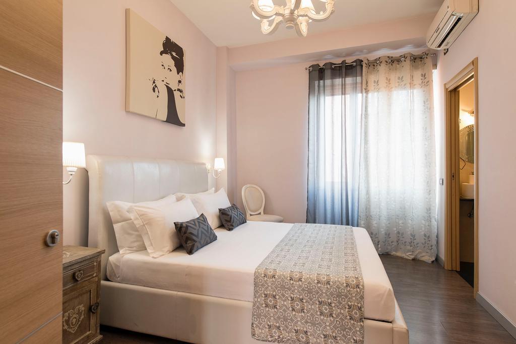 B&B Blueberry Rooms โรม ภายนอก รูปภาพ