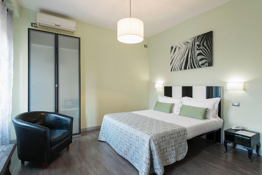 B&B Blueberry Rooms โรม ภายนอก รูปภาพ
